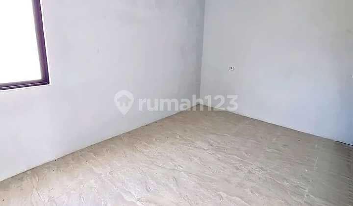 Disewakan Rumahbaru-Siaphuni Komplekgreenpark Jl.stm Ujung Johor