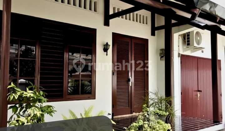 Rumah Luas 2 Tingkat Siap Huni Daerah Jl.iskandar Muda Inti Kota