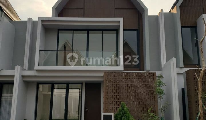 Lingkungan Aman Dan Asri Dlm Cluster Pinewood, Rumah Di Jual