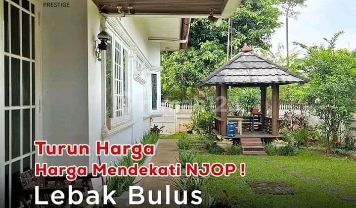 Dijual Rumah Hoek.bebas.banjir.depan.taman
