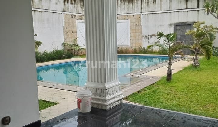 House for Rent in Jeruk Purut, Nice House with Basement.