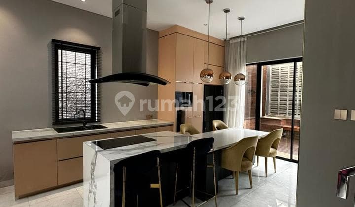 Sangat.strategis di Area Bintaro Sangat.dekat Dari Bpk Penabur,Cluster 1 Gate System,Full Furnished Tinggal Bawa Koper