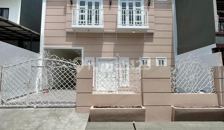 HUNIAN BARU DI GALAXY BEKASI