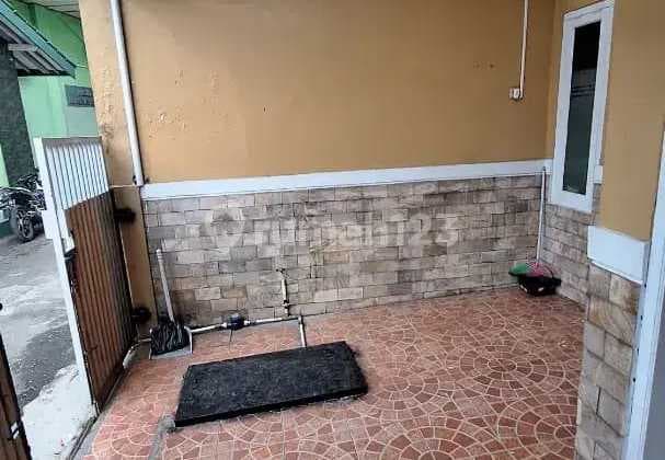Rumah Minimalis 2 LT Siap Huni di Jl Depok Antapani Tengah Bandung