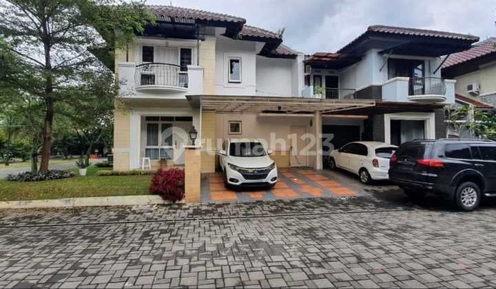 Dijual Rumah Hook Full Furnished di Tatar Wangsakerta Kota Baru Parahyangan