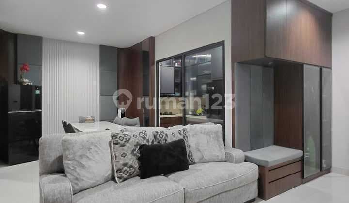 Rumah Modern di Cluster Genova Summarecon Bandung Full Furnish dan Elektronic