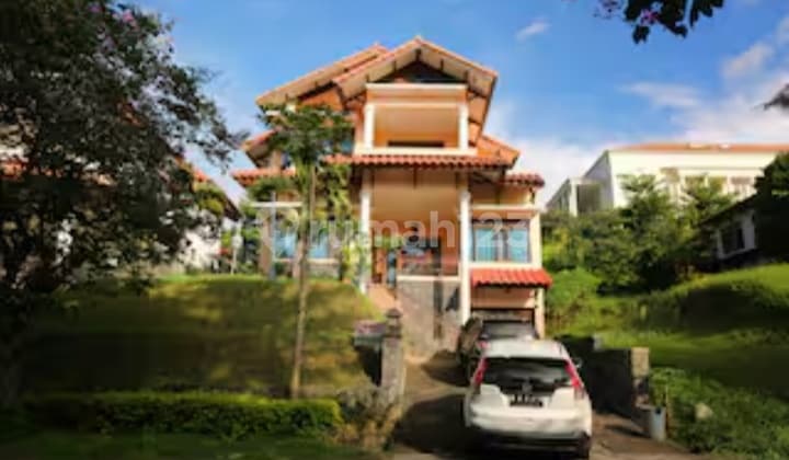 Disewakan Rumah Mewah Full Furnish di Resort Dago Pakar