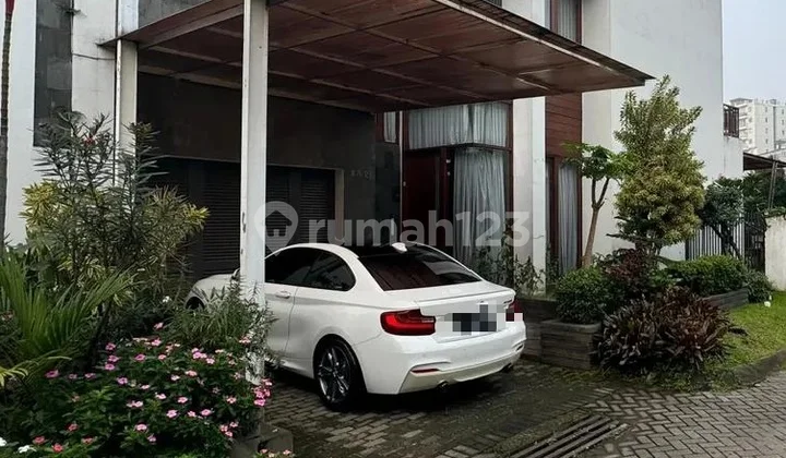 Rent a Luxury House Cluster Fully Furnished Ready to Occupy in Pasteur, Bandung