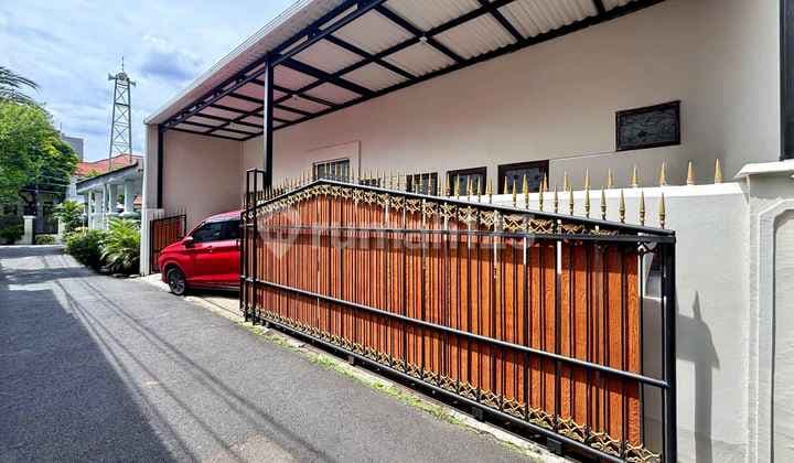 BEST PRICE ! TEBET TIMUR - 172 M2 ( RUMAH SIAP HUNI )