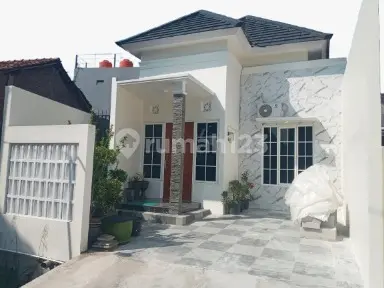 Rumah Bagus di Mangunharjo Tembalang Bagus