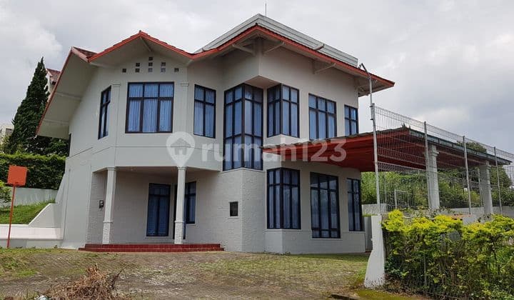 For Sale Villa in Bandungan Semarang