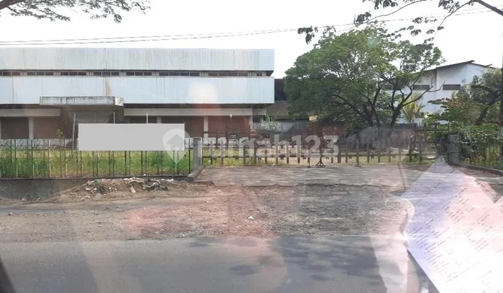 Gudang Tugu Semarang (kv) Gudang Tugu Semarang (kv)