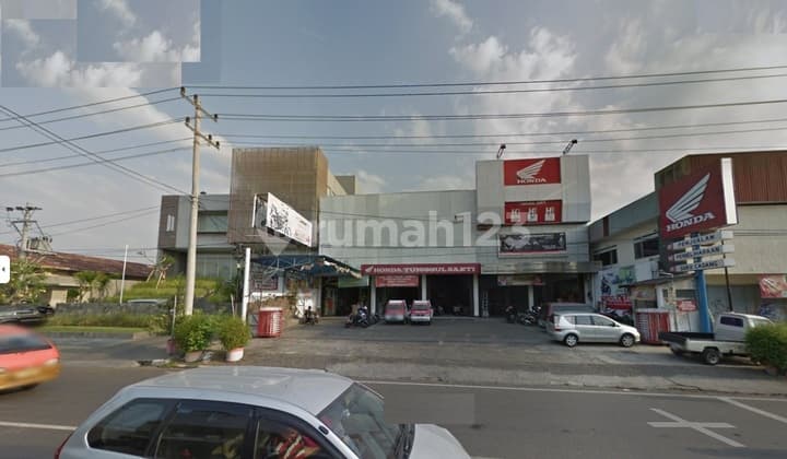 For Sale: Spacious Shop House in Majapahit, Semarang