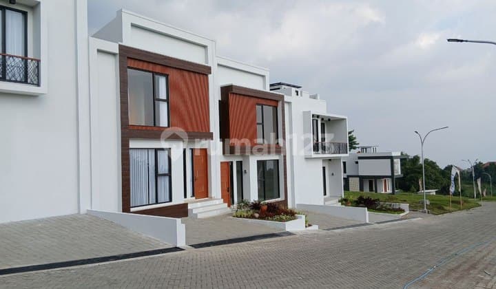 Disewakan atau di Huni Pasti Menguntungkan Lokasi Strategis