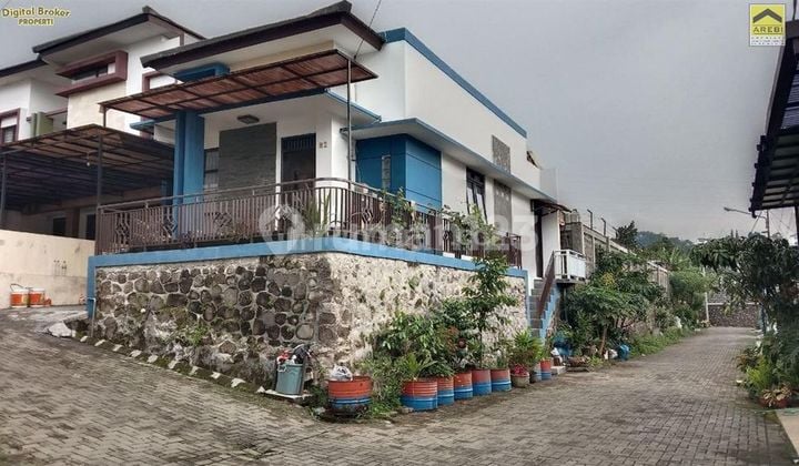 Jual Cepat dan Murah Rumah Hoek Siap Huni Sejuk Asri Dekat Cimahi