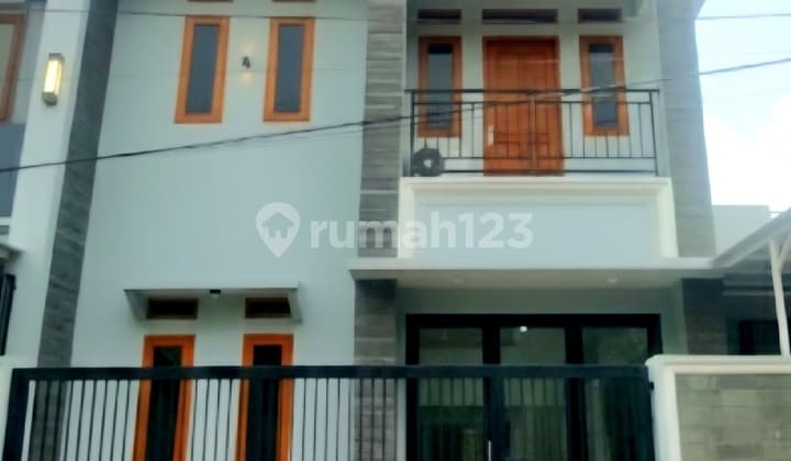 Ruko 3 Lantai di Pasir Salam, Regol Bandung.
