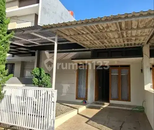 Rumah 2 Kamar di Komplek Bumi Adipura, Gedebage Bandung.