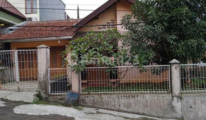 Rumah 4 kamar di Bojongkoneng Bandung, udara sejuk.