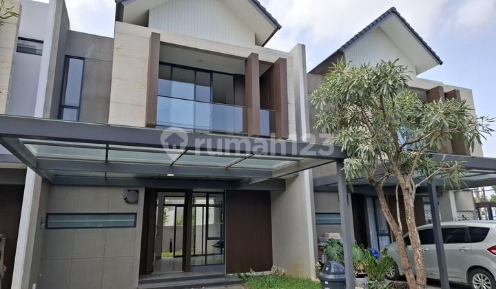 Rumah 2 Lantai, gratis Clubhouse, 2 km Toll Buahbatu Bandung