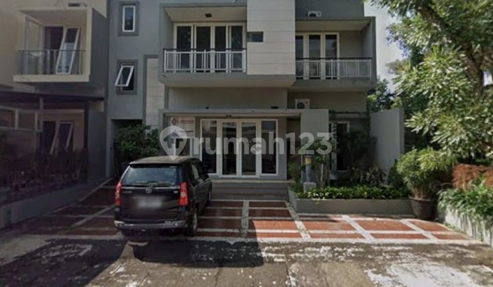 Rumah 2 Lantai di Cigadung, sayap Cikutra Bandung