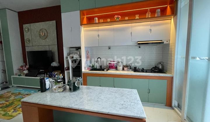 Rumah 2 Lantai Modern di Arcamanik Bandung.