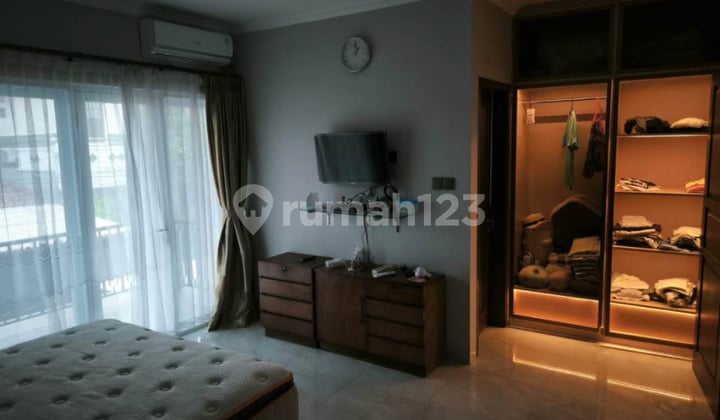 Dijual Rumah Mewah 2 Lantai One Gate Dekat Pintu Tol Cn