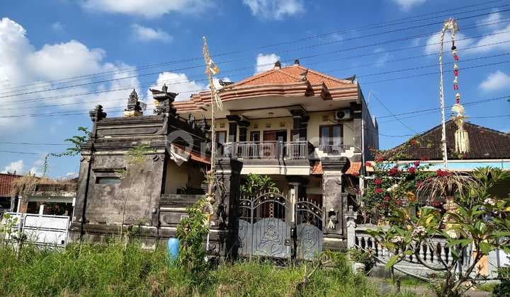 Rumah 4 Kamar View Sawah Di Pantai Berawa - Min Sewa 15th Ar