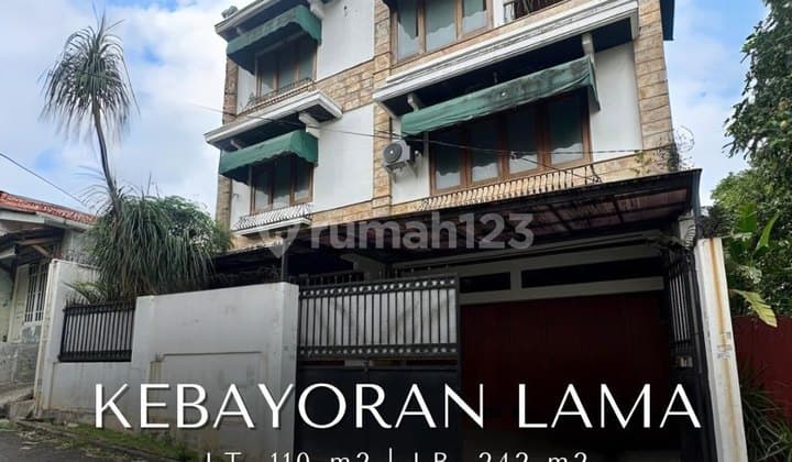 For Sale in Kebayoran Lama, Close to Permata Hijau & Senayan