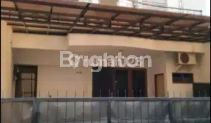 Rumah Bagus Dan Besar 2Lt Plus Attic Di Kembangan.