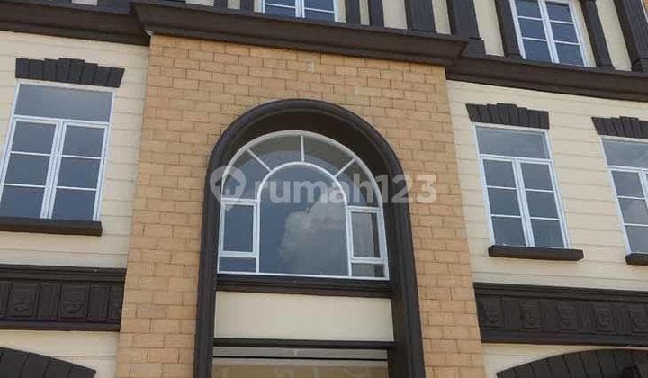 Jual Ruko Thamrin Boulevard Jababeka - Posisi Jalan Besar