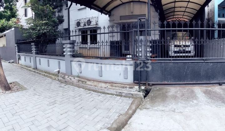 Dijual Rumah Dijalan Utama Resinda Karawang