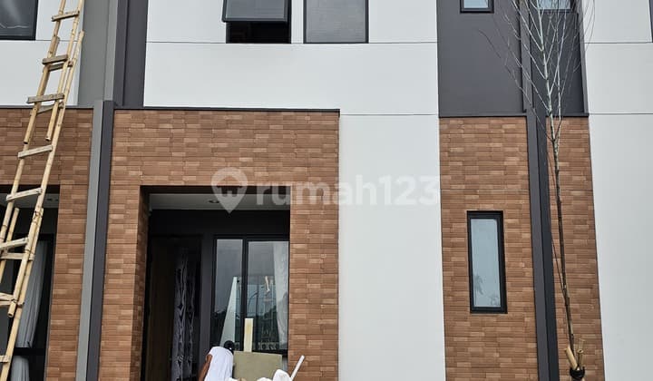 Rumah Baru 2 Lantai 6x14 Sutera Nexen Dekat Exit Tol Balaraja