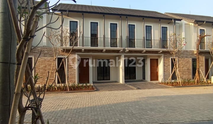 Rumah Best Siaphuni Nempel MRT Lebakbulus