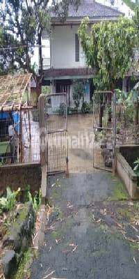 Villa 2Lantai Pinggir Jalan Utama Jual Cepat Bgs untuk Usaha