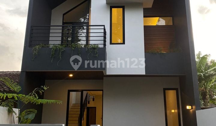 Di Jual Rumah Baru 2 Lantai 5 Menit Dari LRT Harjamukti Cibubur