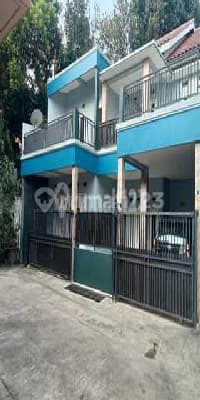 Rumah Full Furnish Dalam Cluster Asri Siap Huni di Cipayung Jaktim