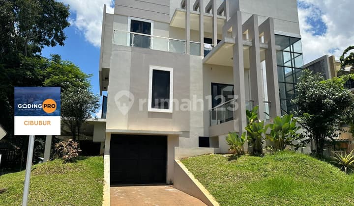 Rumah Mewah Hook 3 Lantai Full Furnished di Legenda Wisata Cibubur