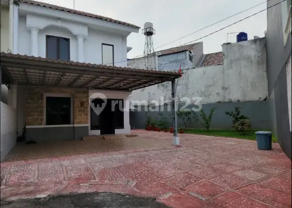 Dijual Rumah Kuldesak 2 Lantai Siap Huni di Raffles Hills