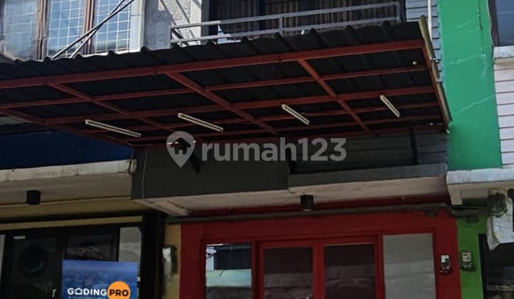 Dijual Ruko 2 Lantai Siap Pakai Full Renovasi di Legenda Wisata Cibubur