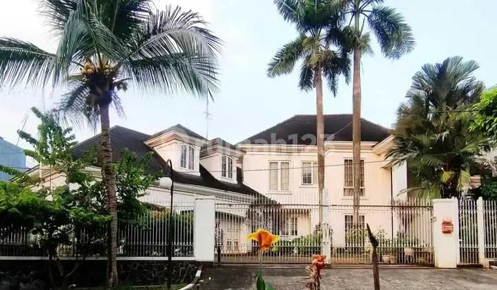 Dijual Rumah Mewah American Style 2 Lantai Di Taman Laguna Cibubur