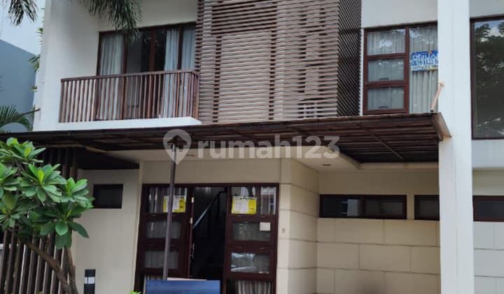 Dijual Rumah 2 Lantai Siap Huni Di Vanya Park Bsd City