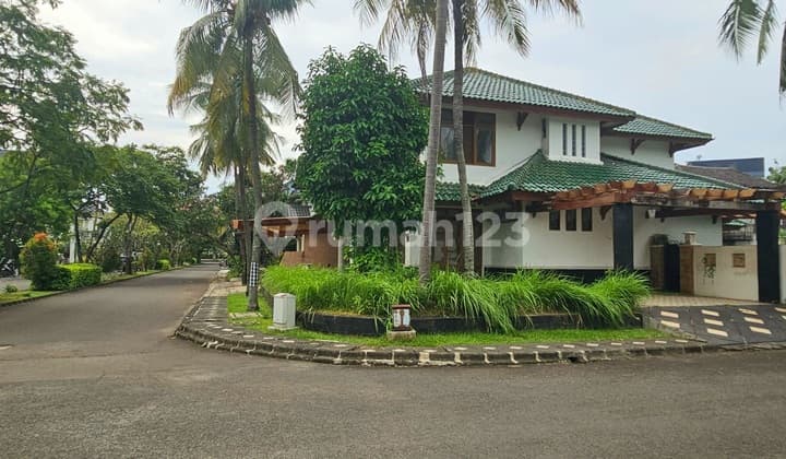 Rumah rusak di Bintaro Graha Taman sektor 9 Bintaro
