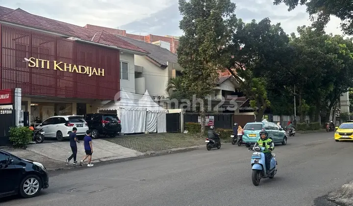 Ruko 3 Gandeng di Bintaro Menteng Raya Sektor 7 Bintaro