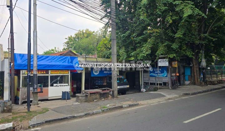 Dijual Tanah Harga NJOP , di Kebayoran Lama Lokasi Bagus