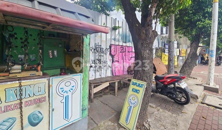 Dijual Tanah Komersil Lokasi Strategis Di Mampang Prapatan Raya