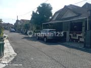 Rumah Tinggal 2 Lantai Semi Furnish Dalam Perumahan Griya Permata Hijau Purwomartani Kalasan Sleman