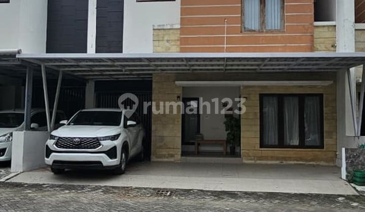 Dijual Rumah 2 Lantai Dekat Bandara Adisucipto.