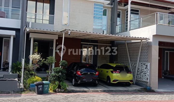 Dijual Rumah 2Lantai Dekat Bandara Adisucipto.