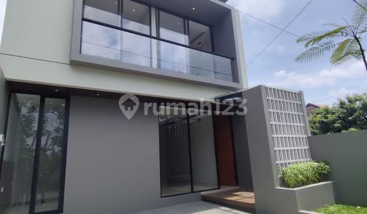 Rumah Baru & Full Furnished di Palgading Hunian Modern Siap Huni Dekat Pusat Kuliner, Sinduharjo, Ngaglik, Sleman.