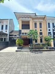 Rumah 2 Lantai Dalam Perum Pondok Permai Hunian Eksklusif & Strategis di Sendangadi, Mlati, Sleman.